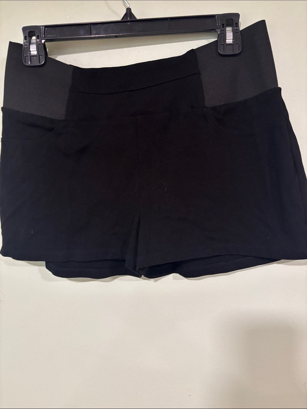 Black Women's High-Waist Stretch Active Shorts